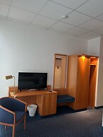 Stargaze Forum Hotel