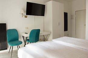Stargaze Forum Hotel