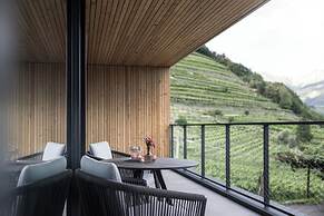 SCHLOSS PLARS Wine & Suites