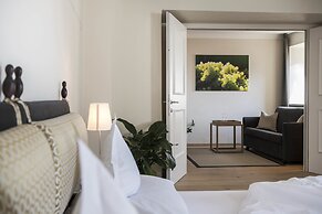 SCHLOSS PLARS Wine & Suites