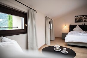 SCHLOSS PLARS Wine & Suites