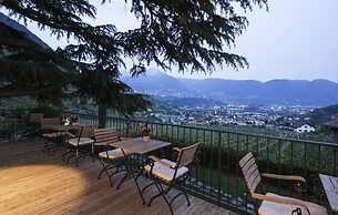 SCHLOSS PLARS Wine & Suites