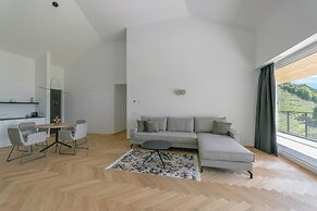 SCHLOSS PLARS Wine & Suites