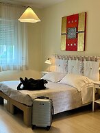 Eremes Rooms & Apartments