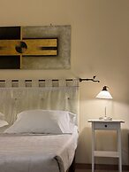 Eremes Rooms & Apartments