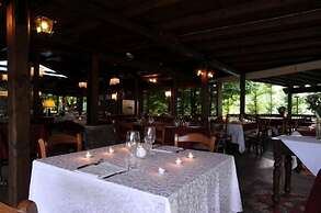 Ai Cadelach Hotel Giulia