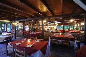 Ai Cadelach Hotel Giulia