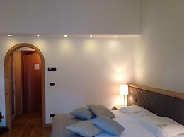 Ai Cadelach Hotel Giulia
