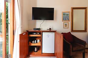 A Tuscan Villa Guest House