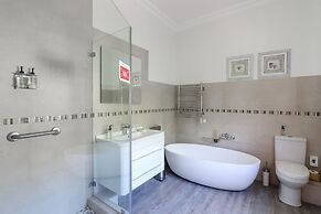 A Tuscan Villa Guest House