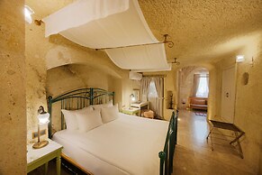 Tafoni Houses Cave Hotel