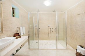 Tafoni Houses Cave Hotel