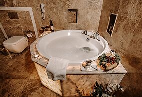 Tafoni Houses Cave Hotel