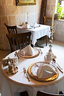 Tafoni Houses Cave Hotel