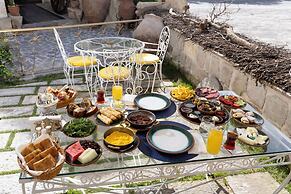 Tafoni Houses Cave Hotel