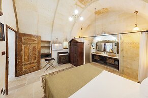 Tafoni Houses Cave Hotel