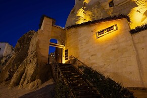 Tafoni Houses Cave Hotel
