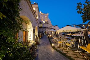 Tafoni Houses Cave Hotel