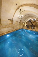 Tafoni Houses Cave Hotel