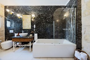 Tafoni Houses Cave Hotel