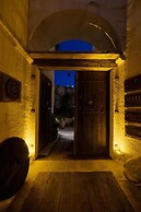 Tafoni Houses Cave Hotel