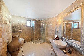 Tafoni Houses Cave Hotel