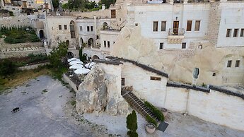 Tafoni Houses Cave Hotel