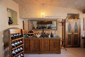 Tafoni Houses Cave Hotel