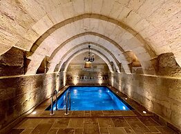 Tafoni Houses Cave Hotel