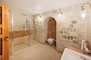 Tafoni Houses Cave Hotel