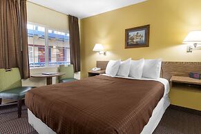 Town House Motel – Historic Old Town Eureka