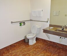 Americas Best Value Inn Brownsville