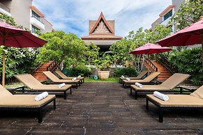 Ayrest Hotel