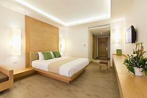 Ayrest Hotel