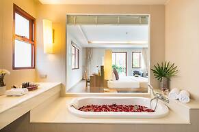 Ayrest Hotel