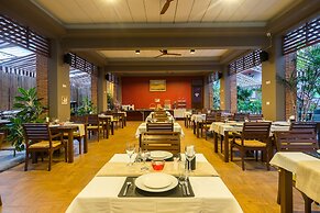 Ayrest Hotel