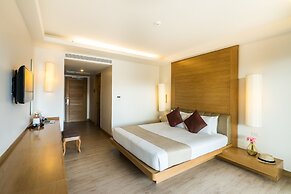 Ayrest Hotel