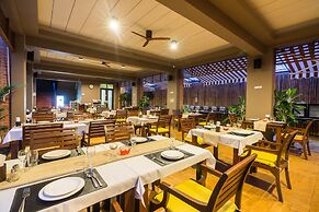 Ayrest Hotel