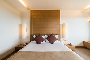 Ayrest Hotel