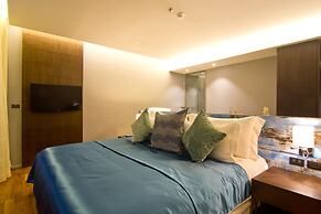 Le Coral Beach Resort and Cafe