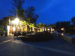 Le Coral Beach Resort and Cafe