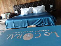 Le Coral Beach Resort and Cafe