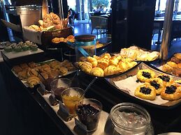 Le Coral Beach Resort and Cafe