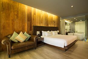 Le Coral Beach Resort and Cafe