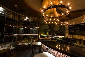 Le Coral Beach Resort and Cafe