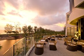 Le Coral Beach Resort and Cafe