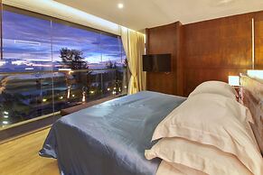 Le Coral Beach Resort and Cafe