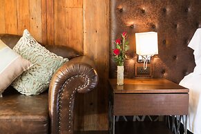 Le Coral Beach Resort and Cafe