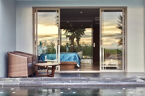 Le Coral Beach Resort and Cafe