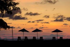 Le Coral Beach Resort and Cafe